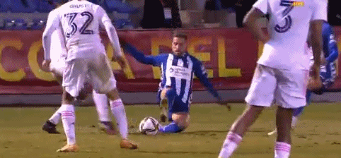 勇士队格林谈黄蜂队新秀康·克努佩尔